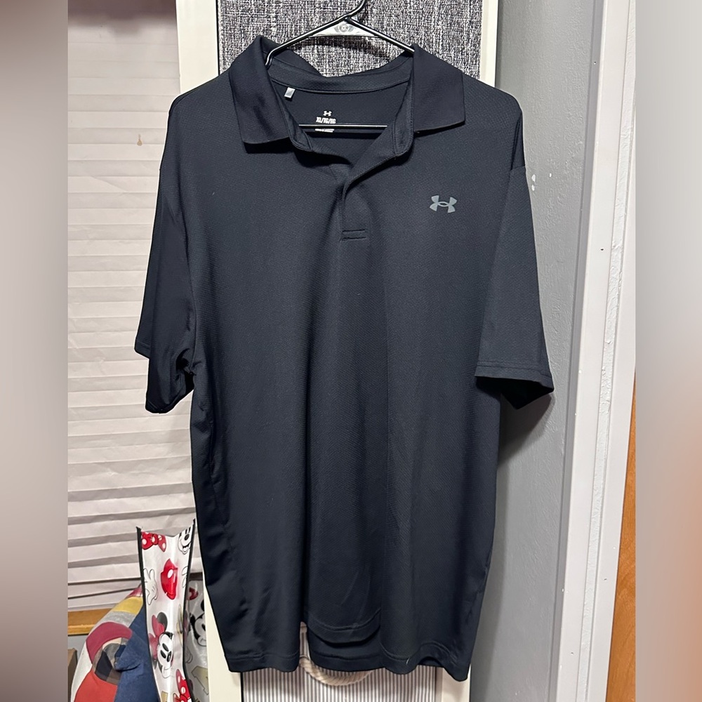 Men’s under armour polo